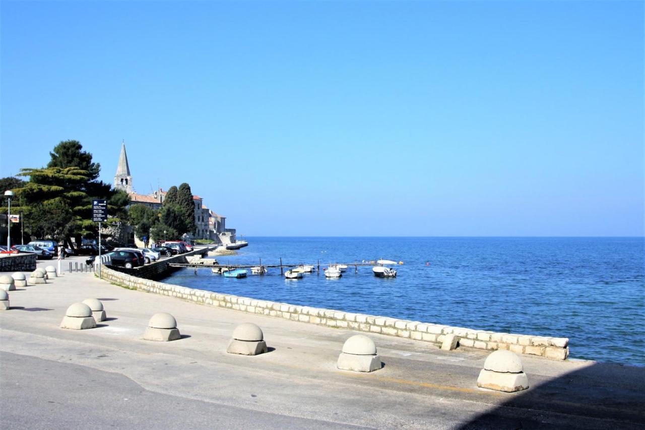 Eva - Storia Parentina Apartamento Poreč Exterior foto